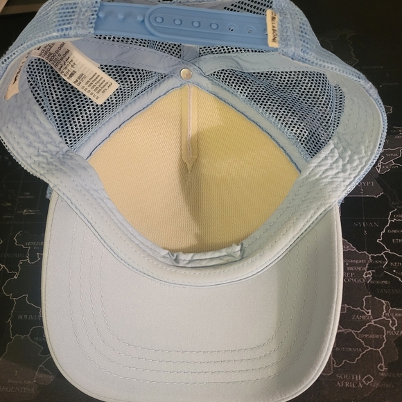 Billabong Hawaii Wave Foam Trucker Hat - Picture 2 of 4